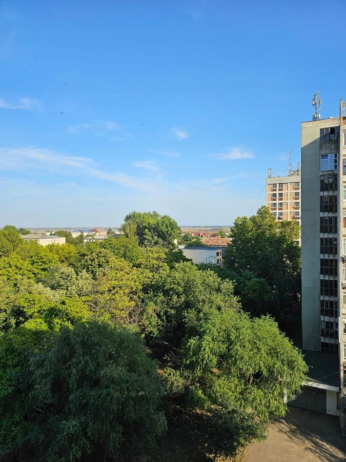Garsoniera Dary Bloc G2Str Mihai Bravu Turnu Magurele Екстер'єр фото